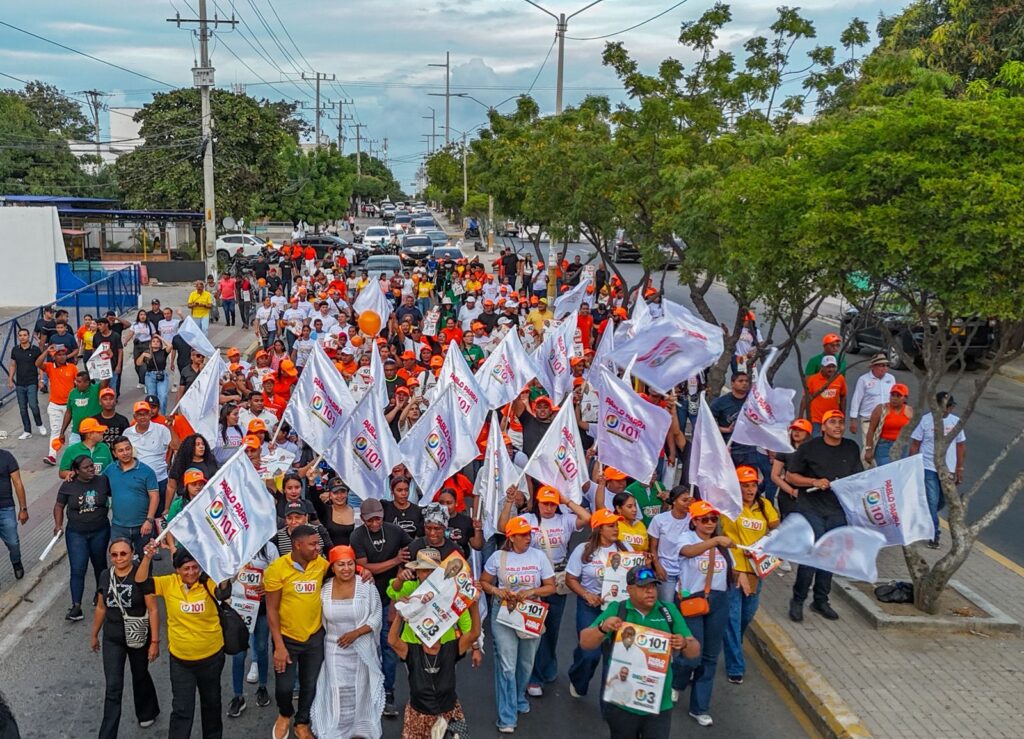 3461638e-5c8e-400e-aaea-6bf823b07e35-2-1024x739 Pablo Parra se consolidó como favorito del Partido de la U tras multitudinario evento en Riohacha